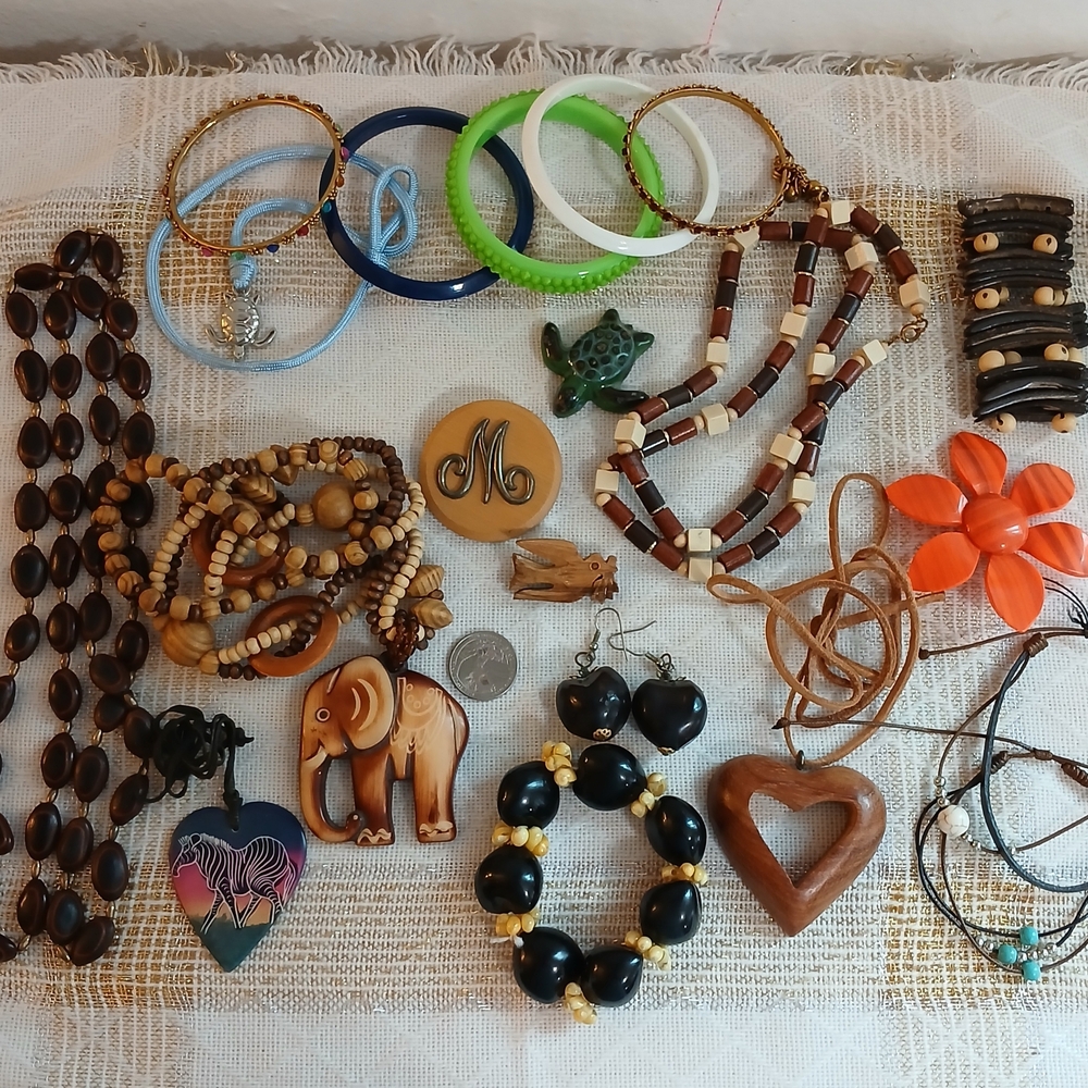 Jewelry Mix Lot: Necklaces, Earings, Bracelets Vintage/Modern